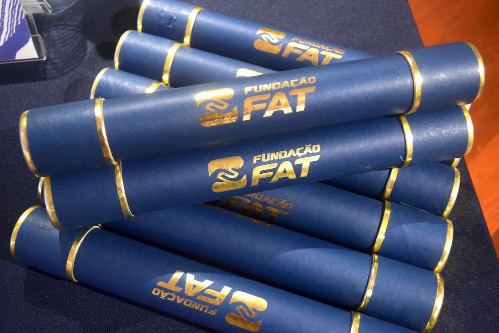 Quarenta e nove adolescentes da Fundação CASA se formam em cursos da FAT, na capital paulista